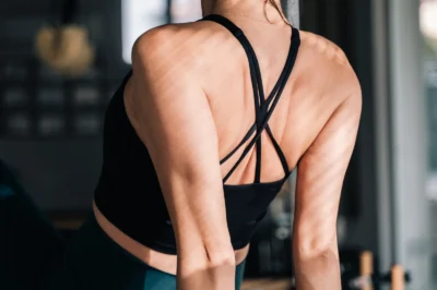 7 Warm-Up Exercises Trainers Never Skip Before Their Workouts